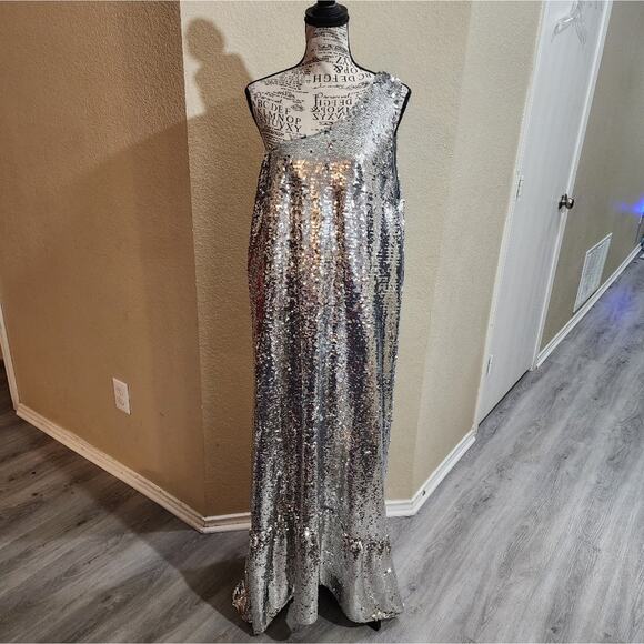 Anthropologie x Maeve One Off The Shoulder Silver Sequin Trumpet Dress Size XL - Picture 6 of 16